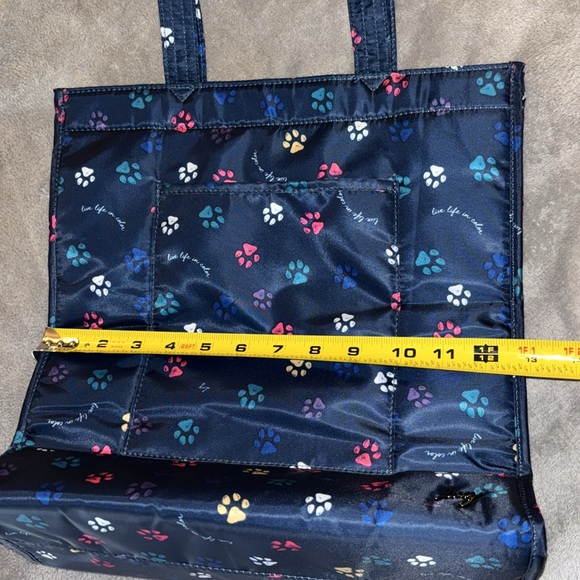 Lug Runner 1 piece Tote in Paws Navy - Picture 11 of 12